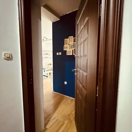 Nona Apartment